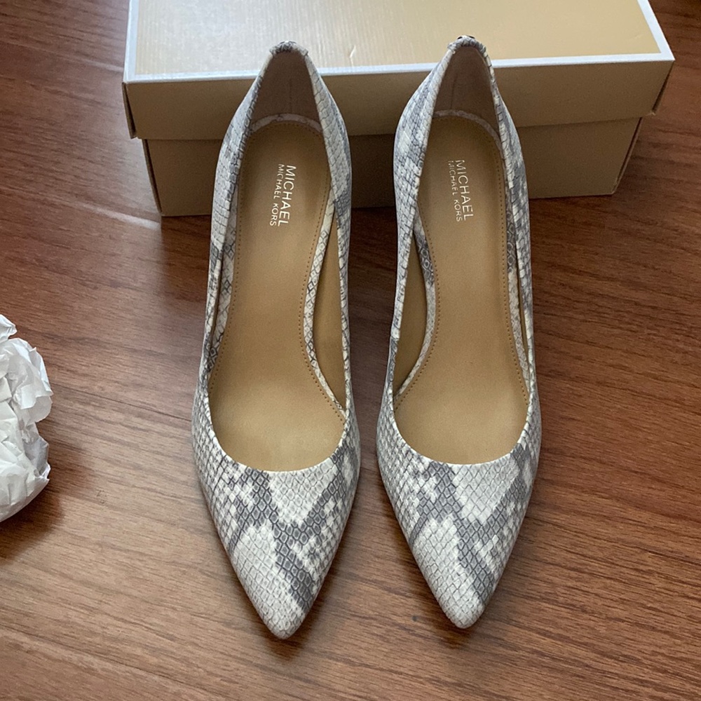 Michael Kors Pumps